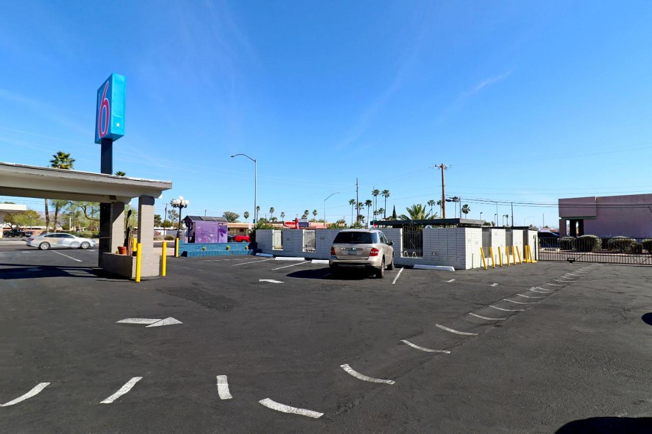 Motel 6 Tucson, Az - East Williams Center Exterior photo