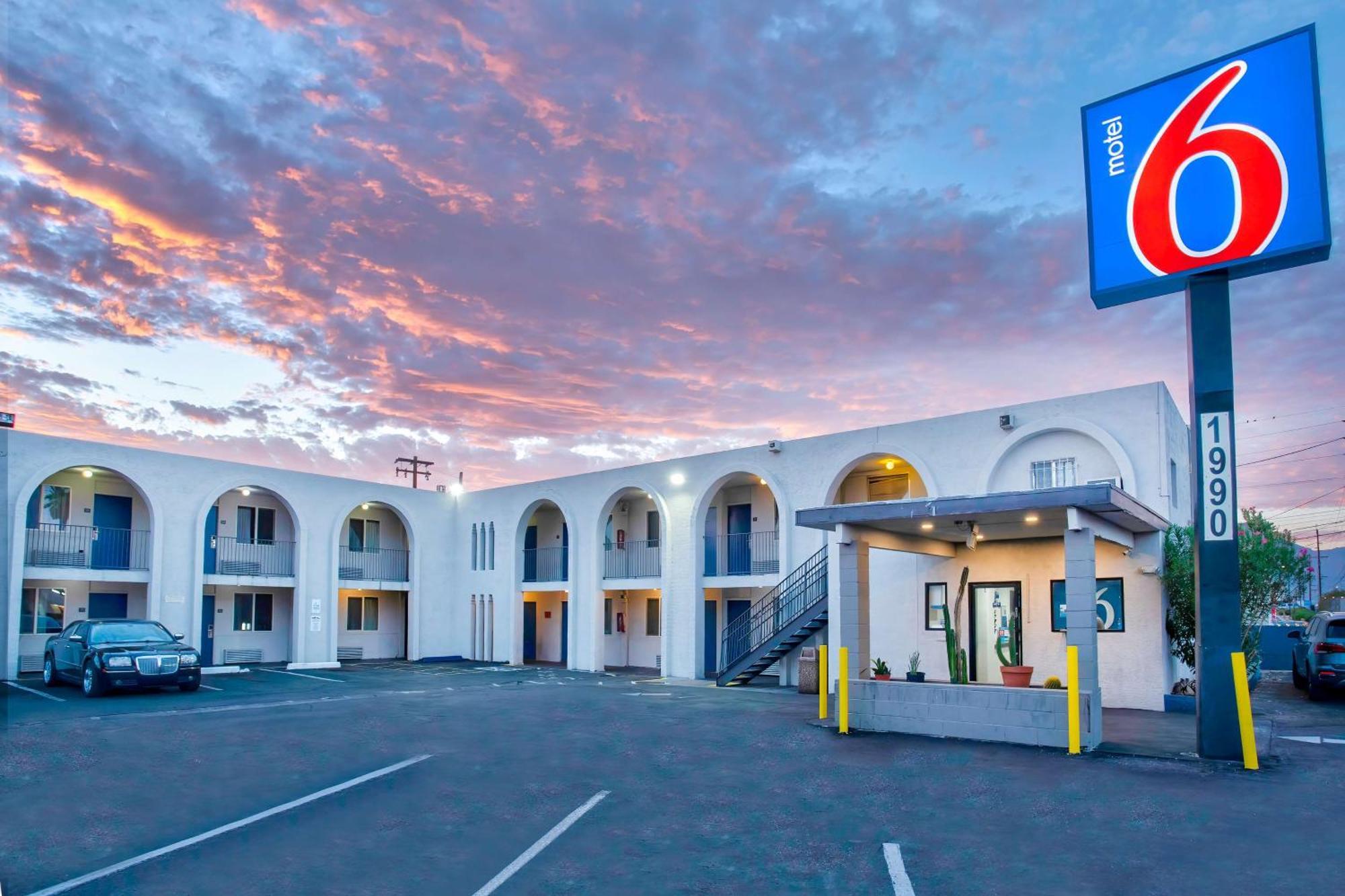 Motel 6 Tucson, Az - East Williams Center Exterior photo